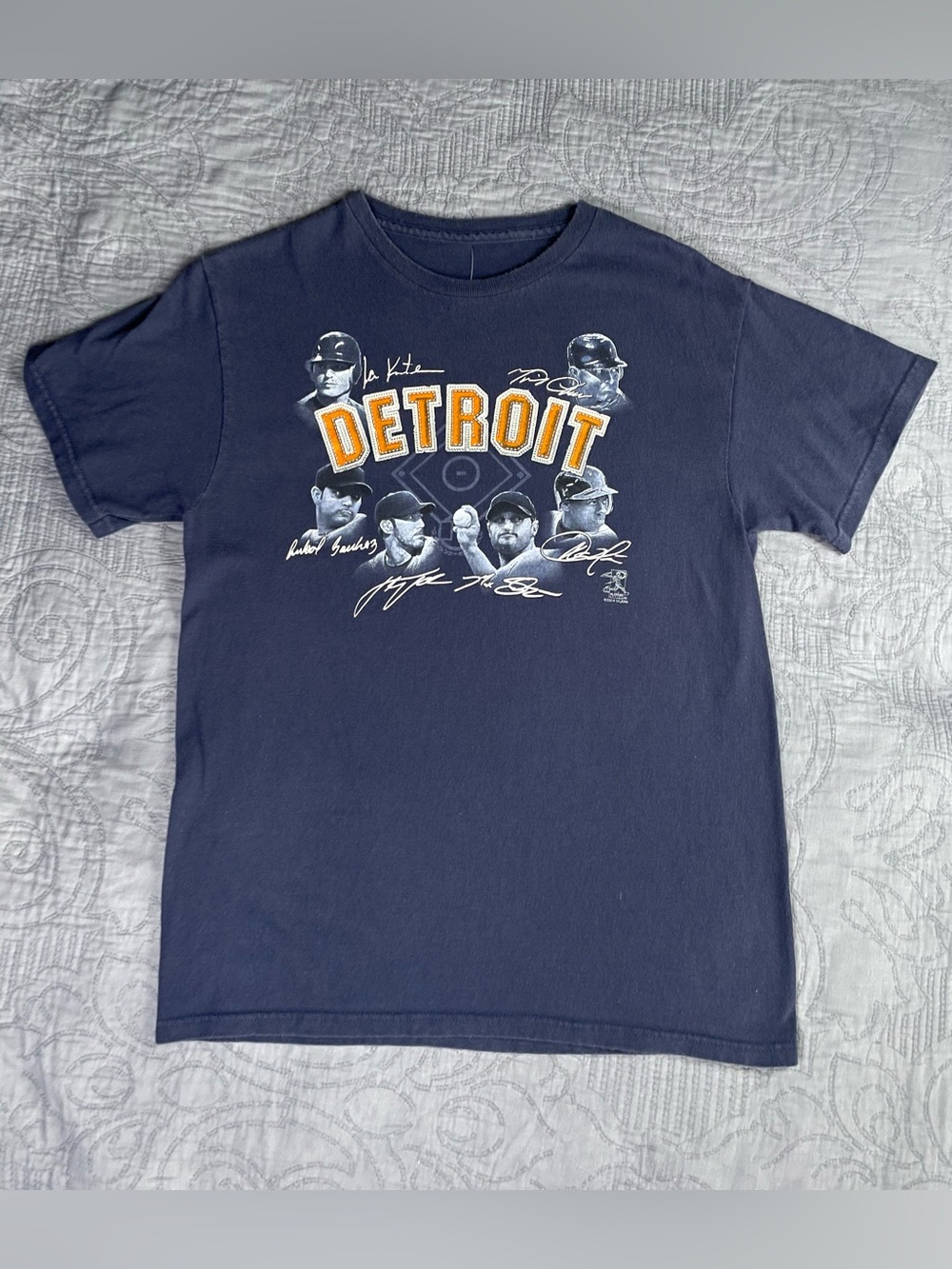 Detroit Tigers Mens Graphic T-Shirt MLB Size: Medium